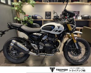 トライアンフ　スクランブラー400XC
